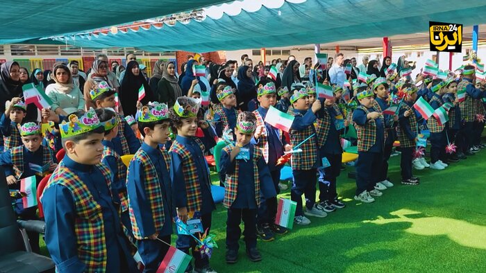 غنچه‌ها در حیاط مدرسه رازی تهران شکفتند
