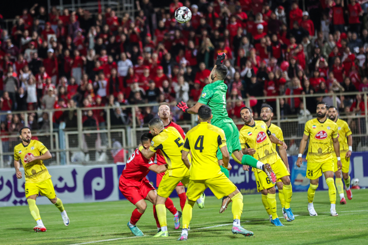 شروع طلایی فجرسپاسی با غلبه بر پرسپولیس؛ آزمون سخت سیرجان در راه است