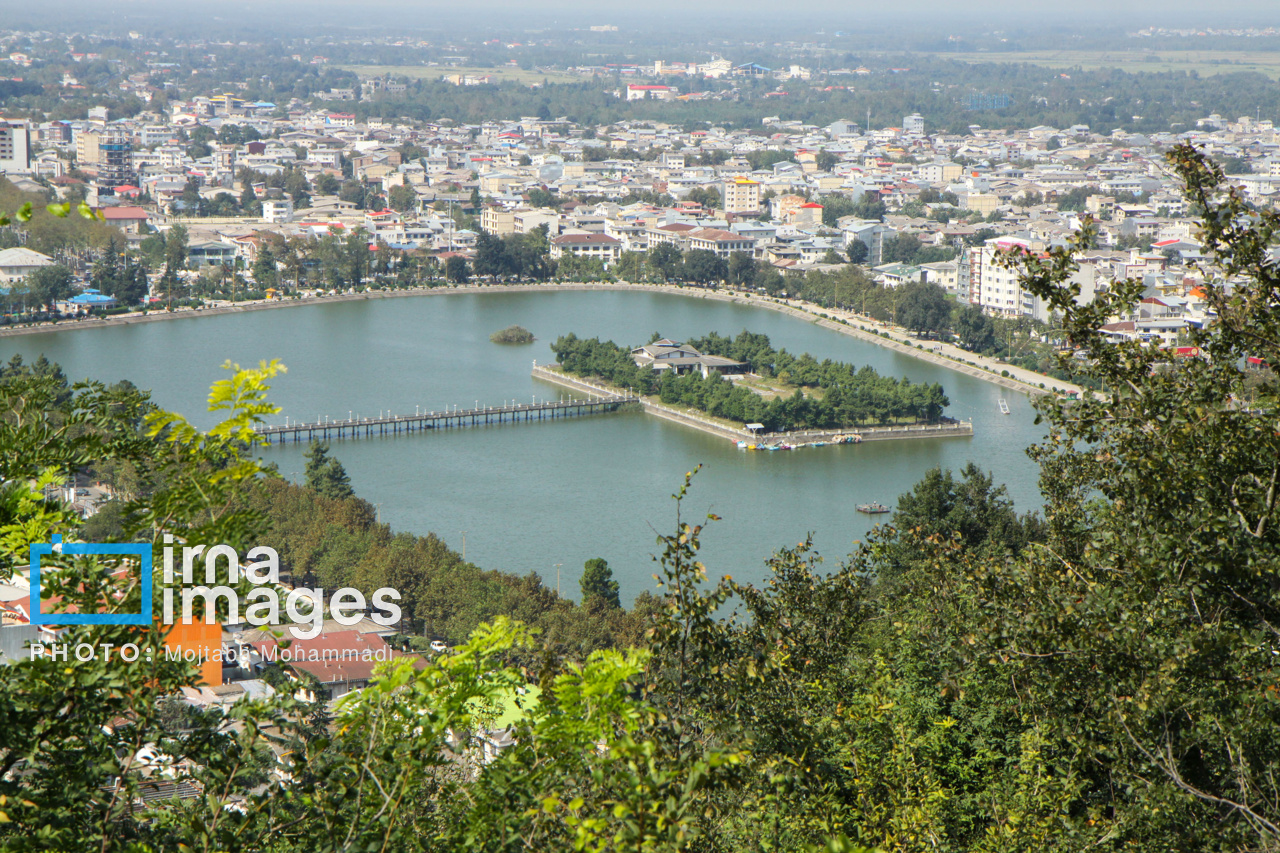 شهردار لاهیجان:روز ملی لاهیجان فرصتی برای معرفی ظرفیتها و جذب سرمایهگذاری است شهردار لاهیجان:روز ملی لاهیجان فرصتی برای معرفی ظرفیتها و جذب سرمایهگذاری است