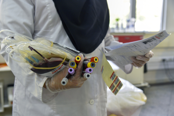 یزد در نیاز خونی؛ سردی هوا و گرمی همت مهربانان کویر