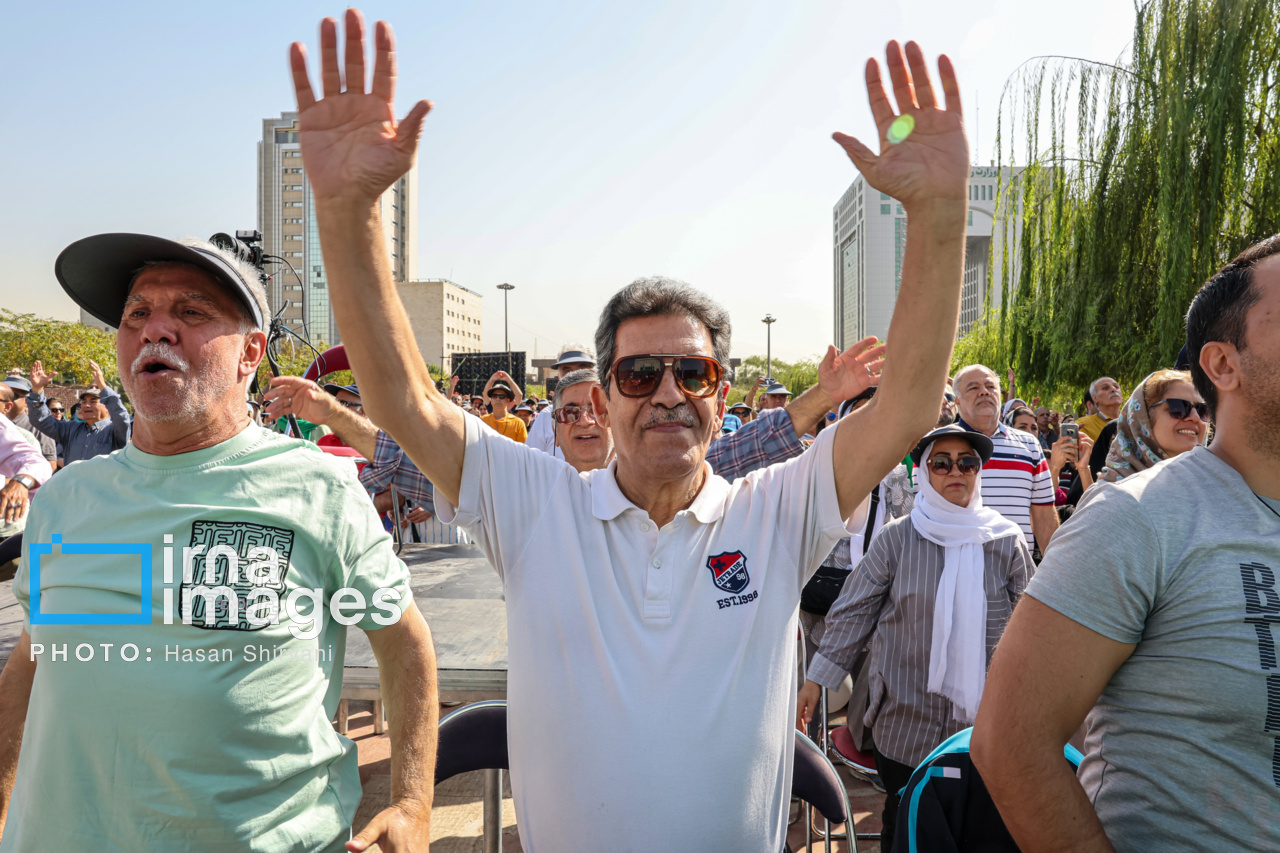 مدیرکل ورزش تهران بر ارتقای کیفیت خدمات ورزشی به شهروندان تاکید کرد