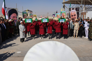 بازگشت پیکر ۴۶ شهید از شلمچه به کشور