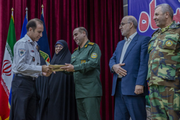 همایش ایثار و شهادت