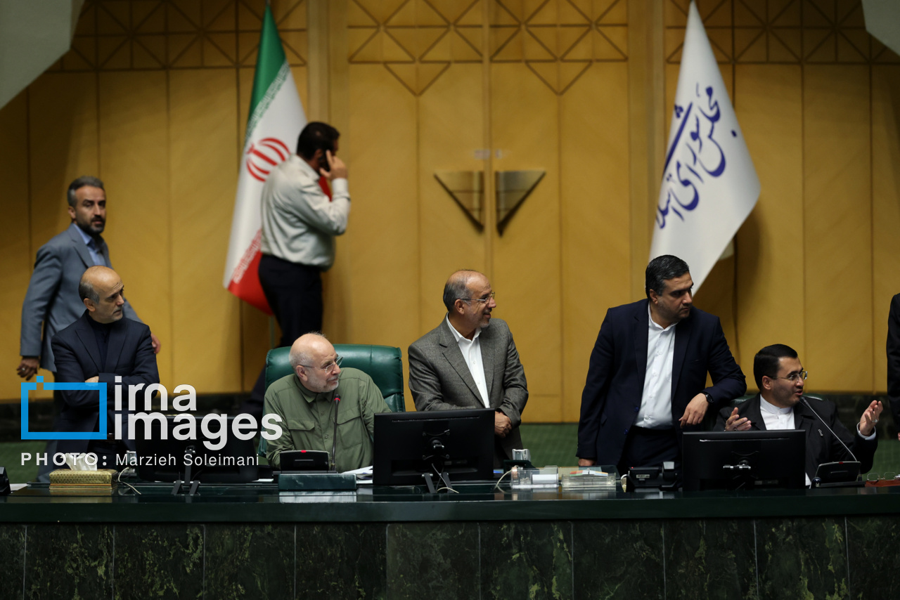 توجه مجلس به موضوع رتبه بندی معلمان و معوقات بازنشستگان فرهنگی در بودجه ۱۴۰۵