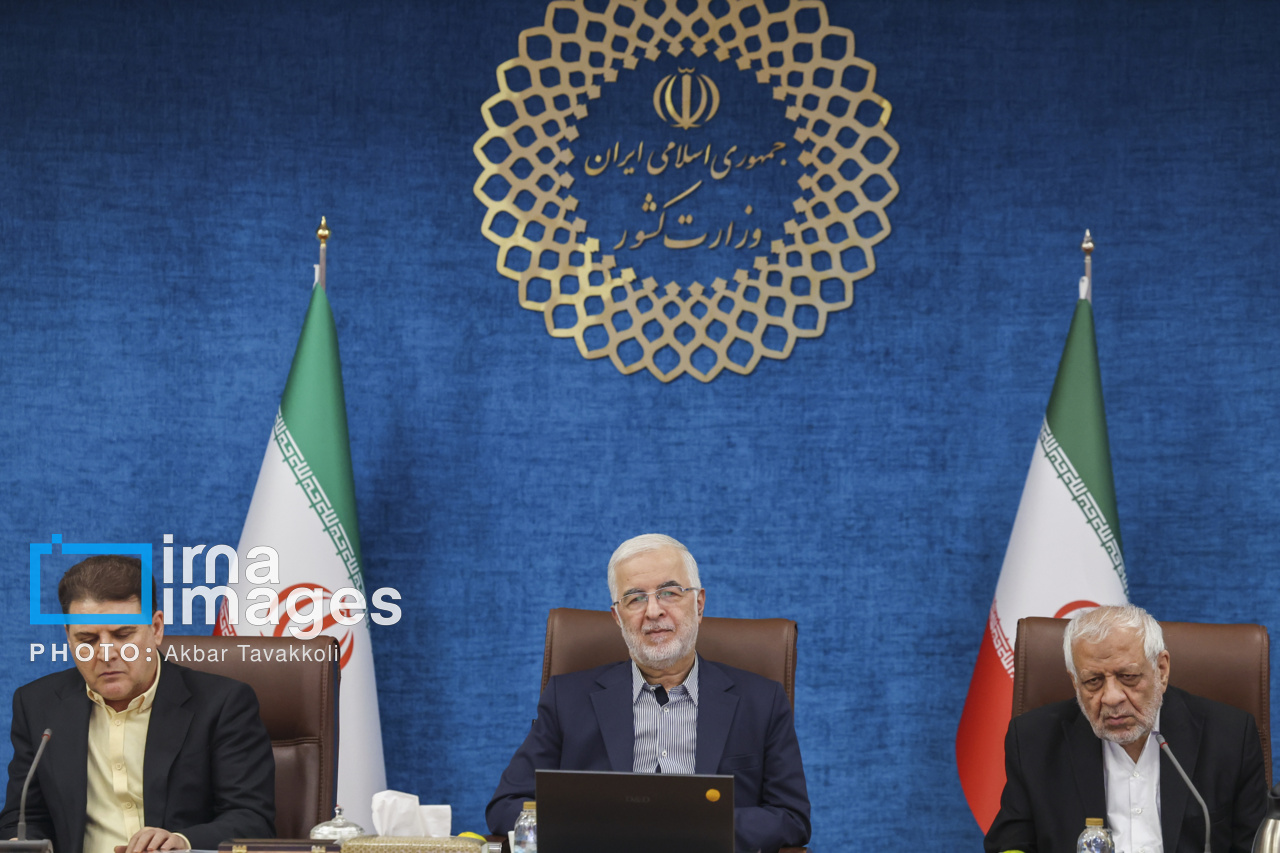 وزیر کشور: انتخابات شوراها در همه شهرها به صورت الکترونیکی برگزار می‌شود