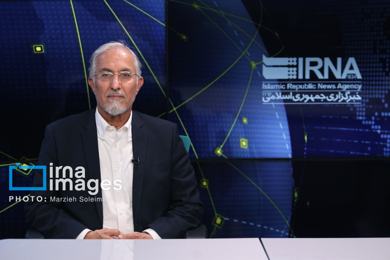 راغفر: هدایت اعتبار به سمت تولید در اولویت بانک مرکزی قرار گیرد راغفر: هدایت اعتبار به سمت تولید در اولویت بانک مرکزی قرار گیرد
