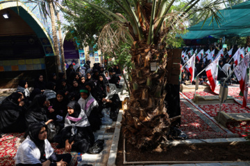 آیین آغاز اردوی دانش آموزی در یادمان شهدای هویزه