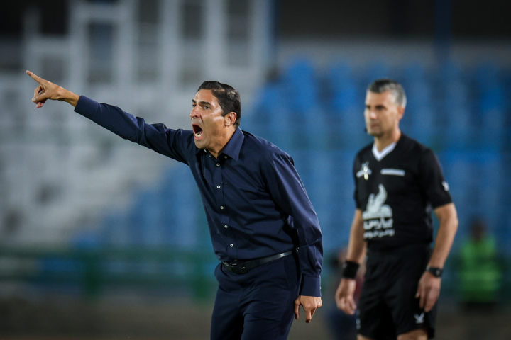 داداش‌زاده: پرسپولیس درگیر آشوب شده است؛ تصمیمات عجیب تیم را به بیراهه می‌برد