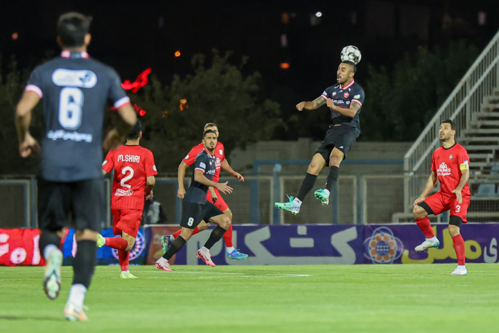 درخشان: پرسپولیس با آمدن اوسمار بهتر میشود؛ برای دربی نگرانی ندارم