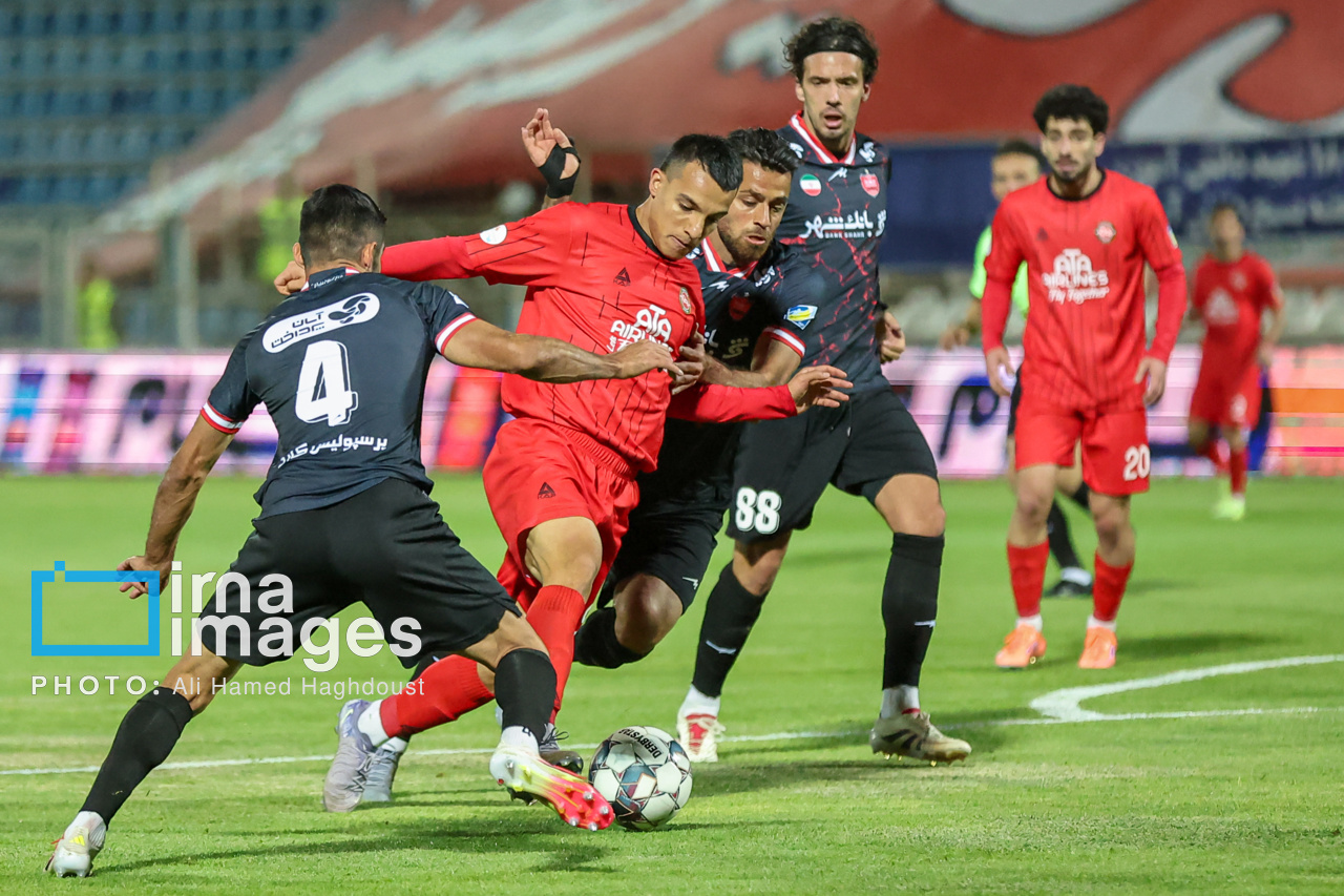 برای دیدار تراکتور و پرسپولیس؛ ناظر ویژه انضباطی و دو کمک داور ویدئویی اضافه شد