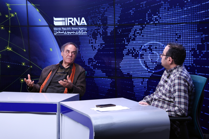 «تئاتر ملی» نه بودجه دارد و نه تشکیلات/ جشنواره‌های ما یک جور رفع تکلیف‌اند