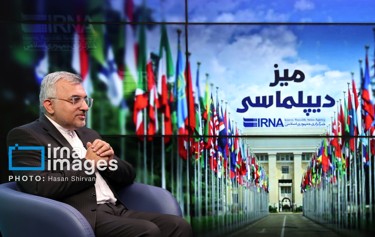 ایران فقط تهران نیست/ وزارتخارجه از هر فرصتی برای رفع تحریم استفاده میکند ایران فقط تهران نیست/ وزارتخارجه از هر فرصتی برای رفع تحریم استفاده میکند