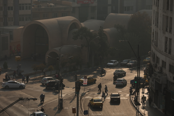 دود ۲۴ میلیون خودروی فرسوده در چشم مردم/ نوسازی ناوگان حمل و نقل، نفس تازه شهر