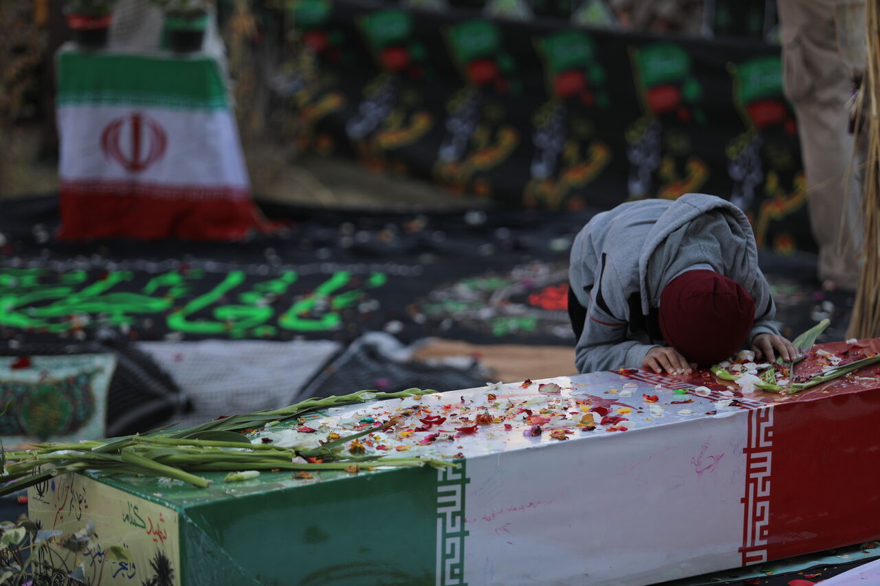 فیلم/ پیکرهای مطهر سه شهید گمنام در اردبیل تشییع شد