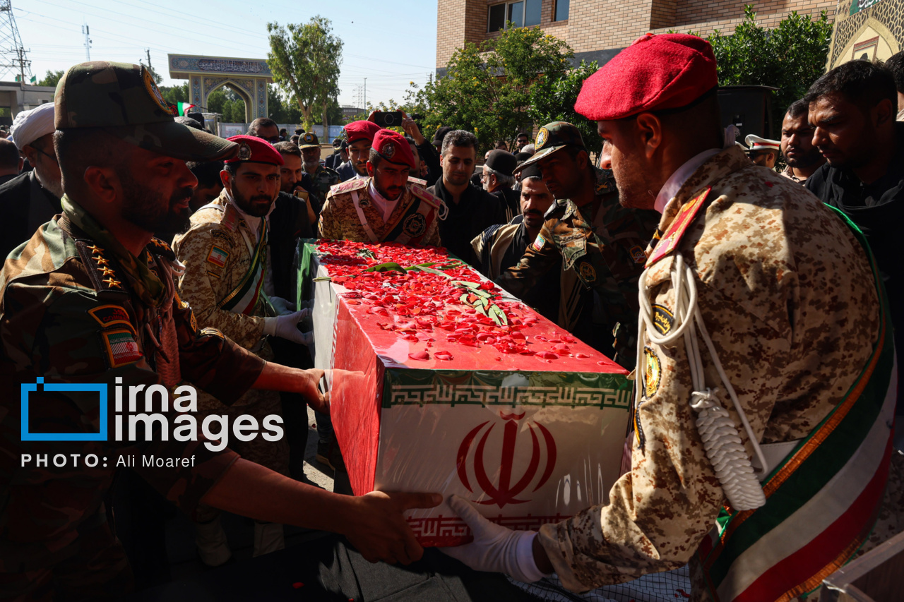 عطرآگین شدن فضای آستارا با حضور شهید گمنام