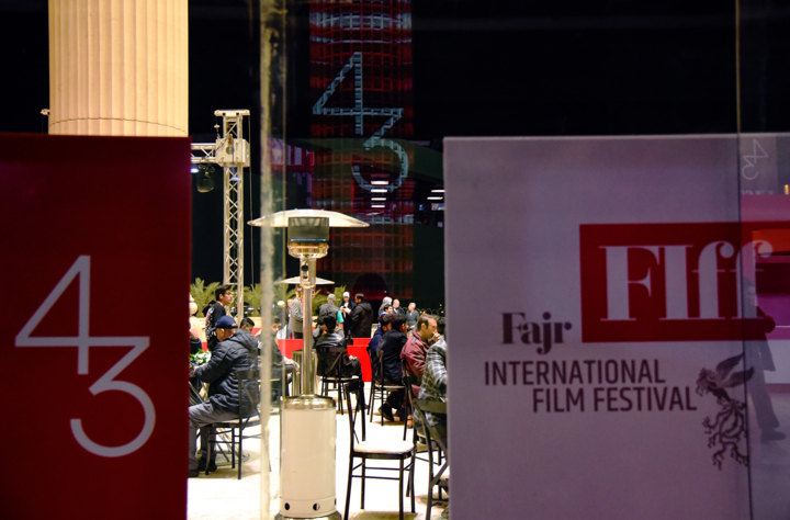 دعوای غلط ادغام یا جدایی بخش بینالمل/دبیر جشنواره باید انتخاب آثار را گردن بگیرد+فیلم