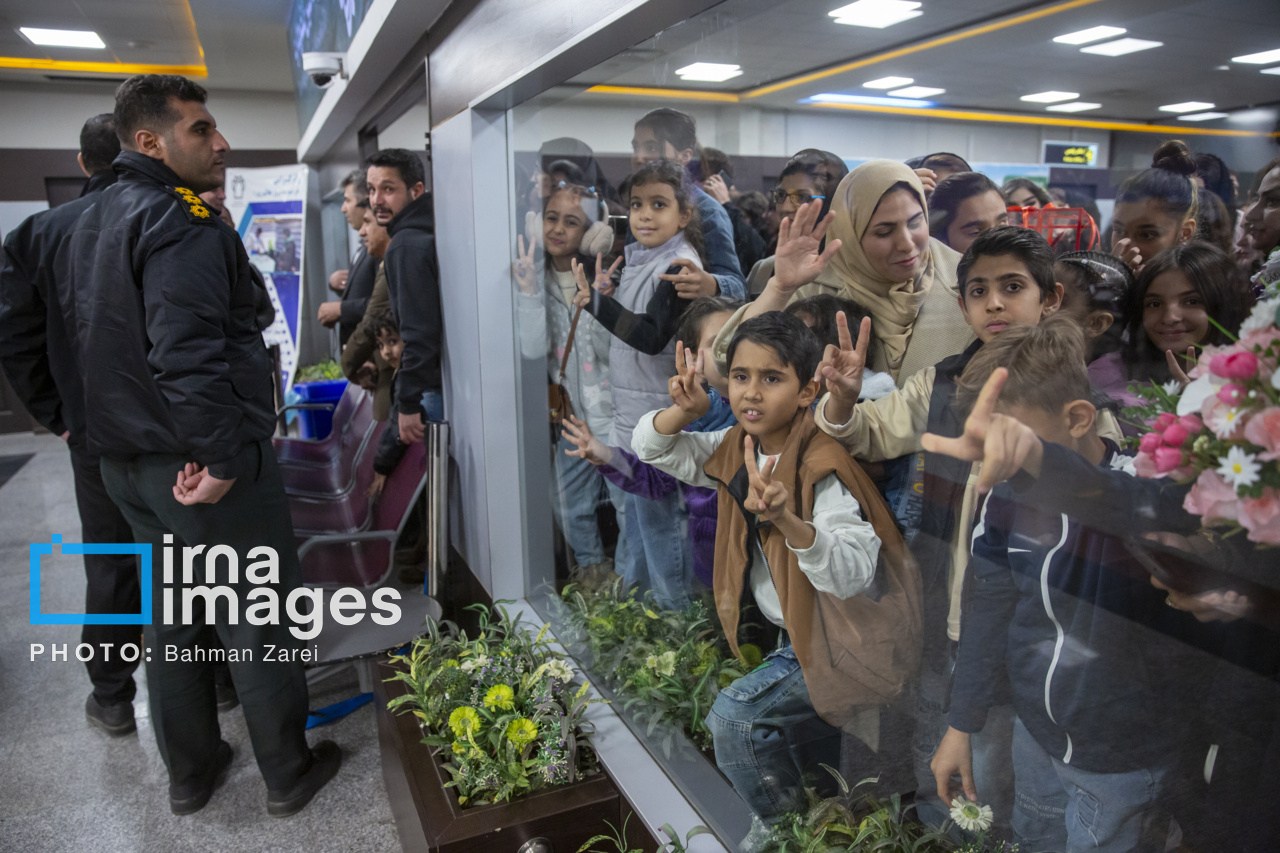 استقبال مردم کرمانشاه از نخستین بانوی طلایی کاراته جهان