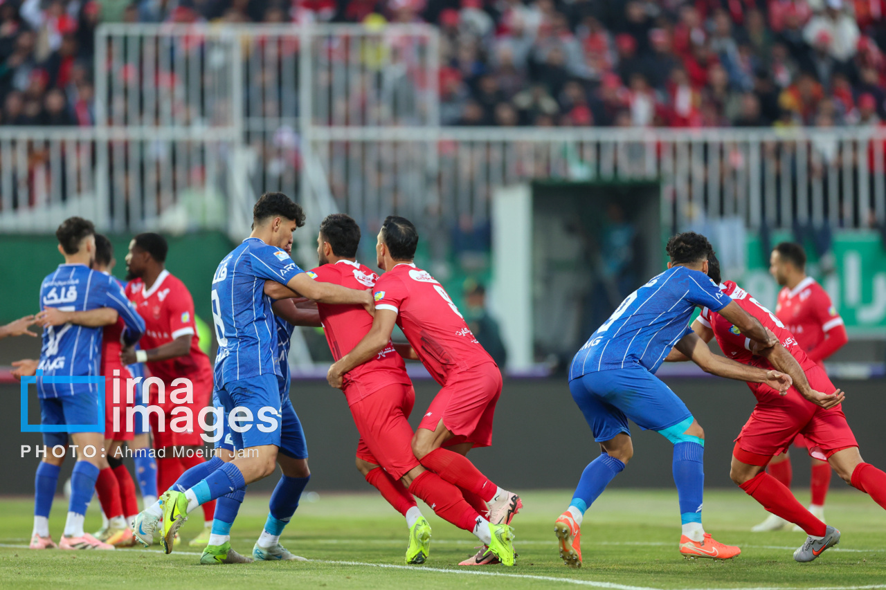 جریمه ۲ میلیاردی سرمربیان استقلال و تراکتور؛ ۷ بازیکن پرسپولیس جریمه نقدی شدند