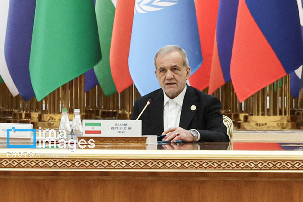 الرئيس بزشكيان: لزيارة كازاخستان وتركمانستان نتائج جيدة منها تعزيز العلاقات الودية مع الجيران الرئيس بزشكيان: لزيارة كازاخستان وتركمانستان نتائج جيدة منها تعزيز العلاقات الودية مع الجيران