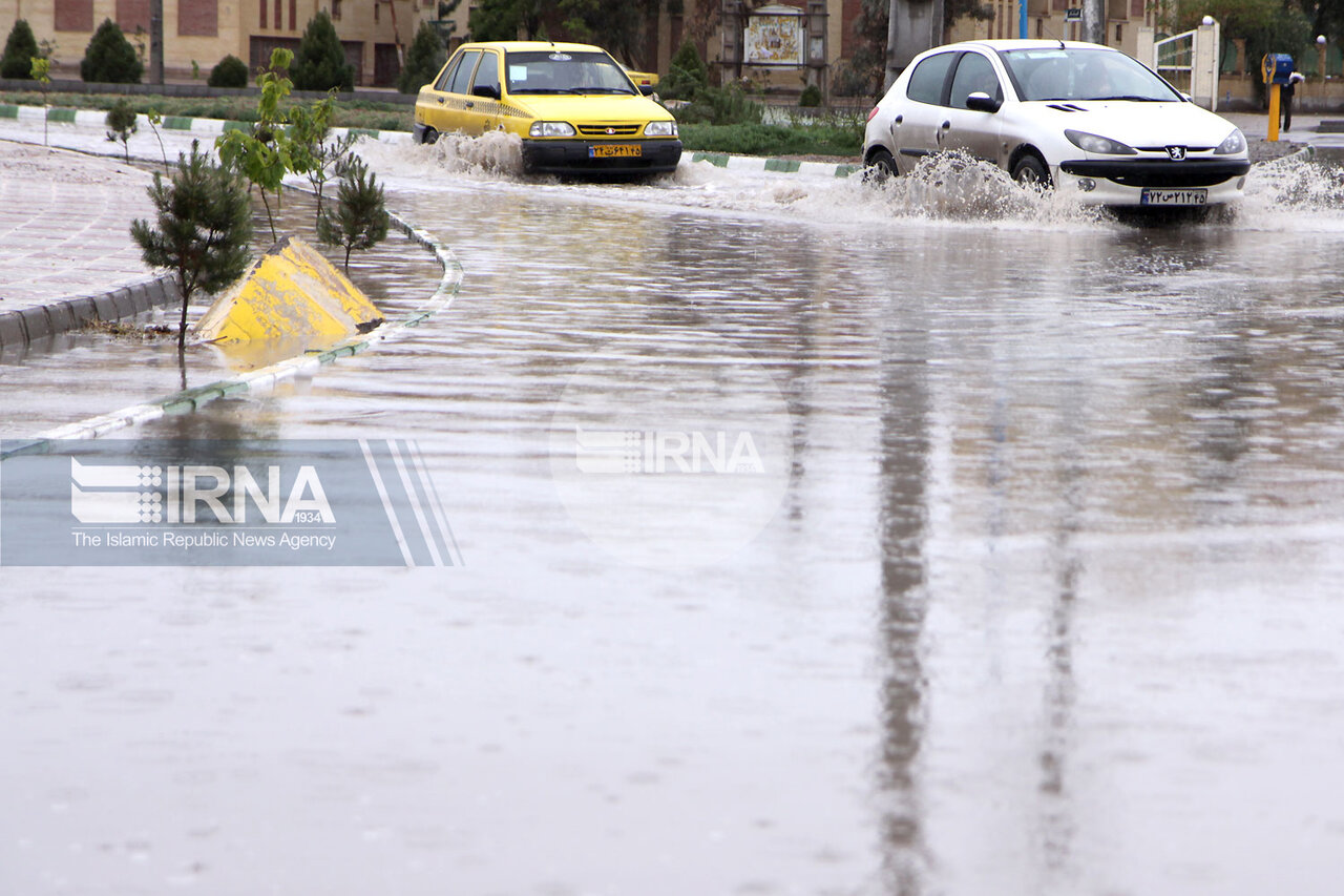 هواشناسی زنجان نسبت به آبگرفتگی معابر هشدار داد