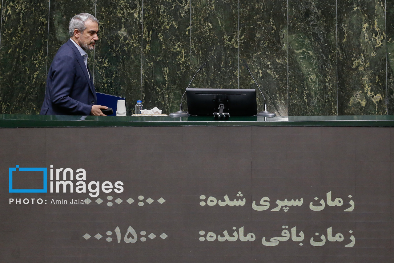 چهار سوال ملی از وزیر اقتصاد اعلام وصول شد