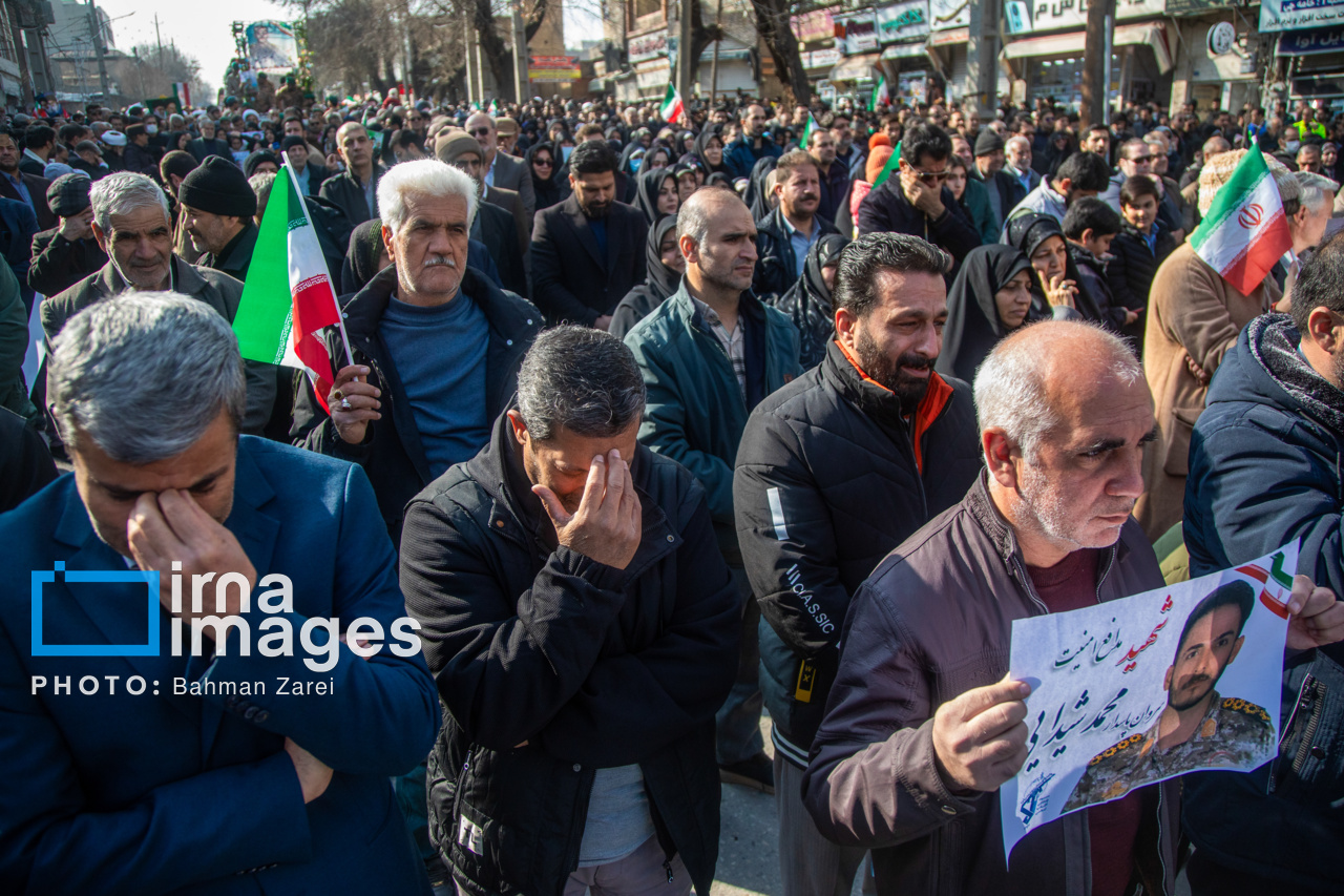 مراسم تشییع پیکر شهدای امنیت در کرمانشاه