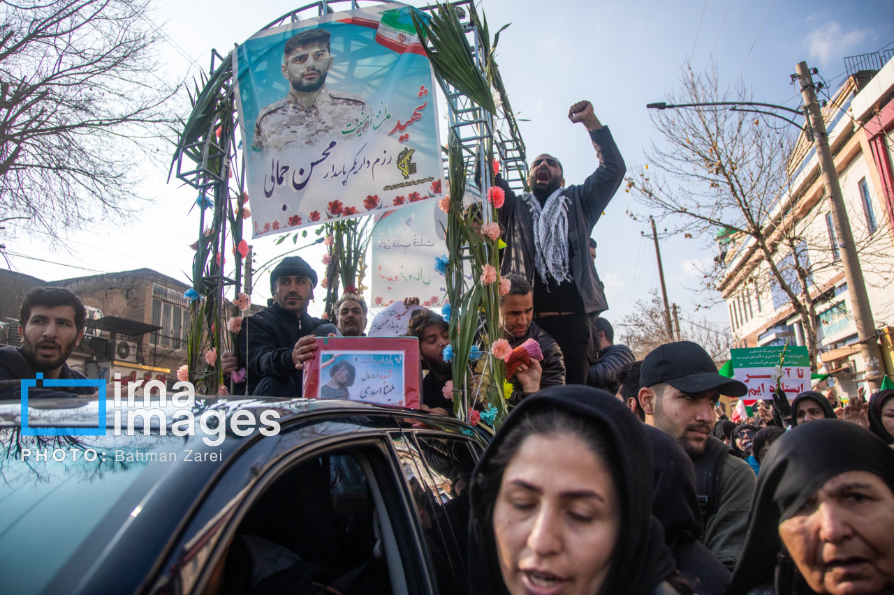 مراسم تشییع پیکر شهدای امنیت در کرمانشاه