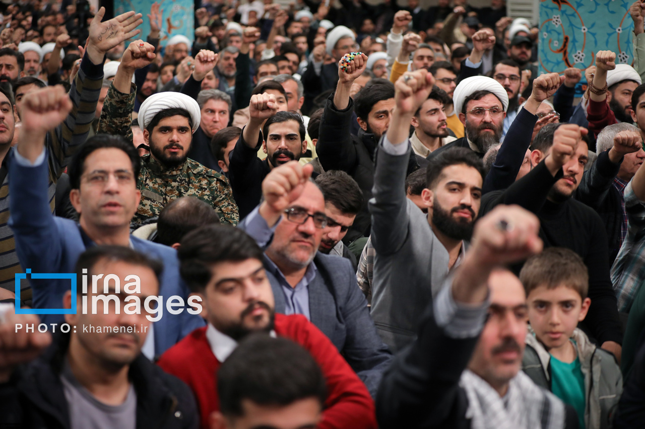 دیدار اقشار مختلف مردم با رهبر انقلاب