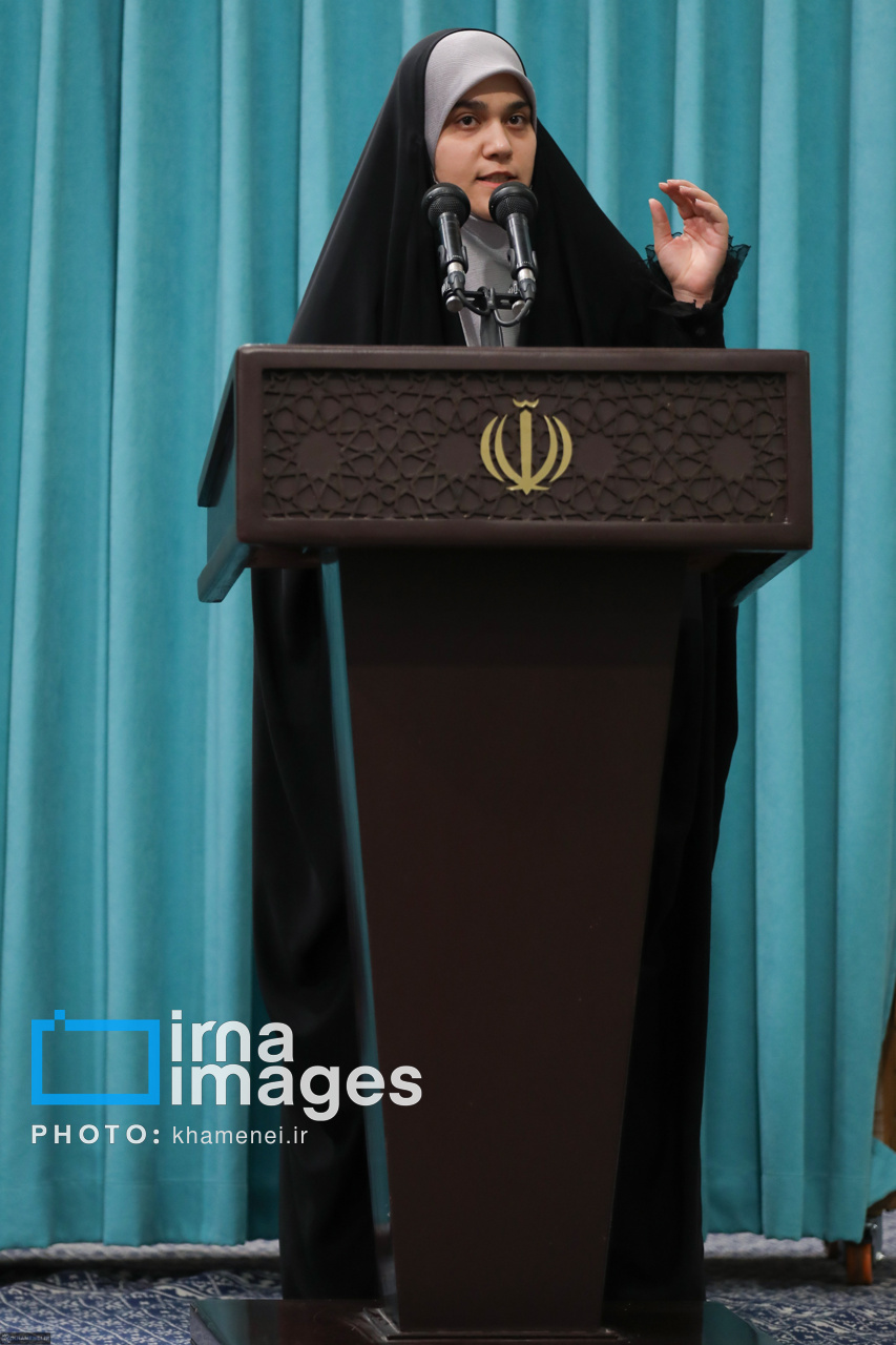 دیدار اقشار مختلف مردم با رهبر انقلاب