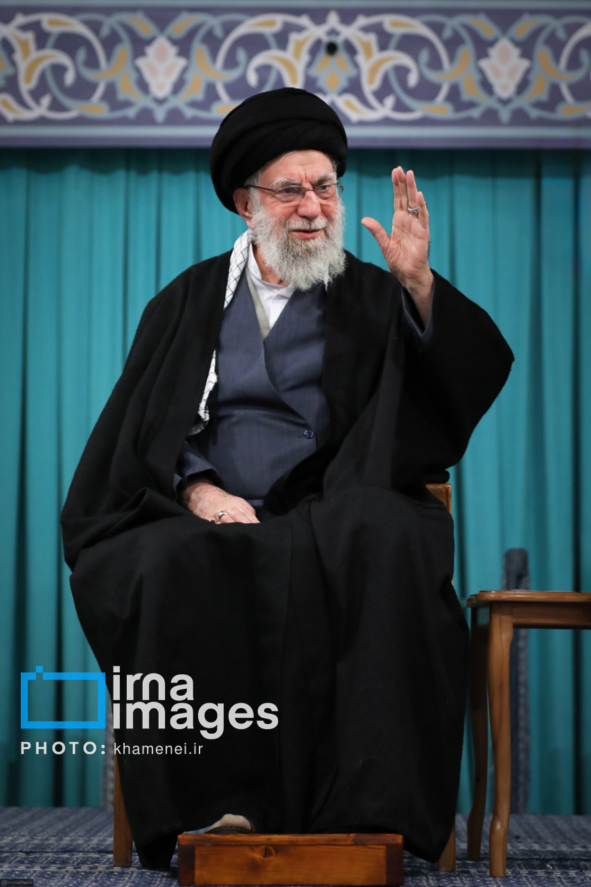 دیدار اقشار مختلف مردم با رهبر انقلاب