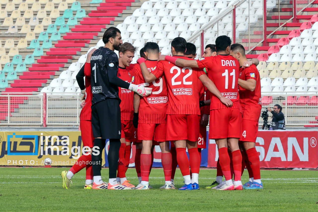 از واکنش تاج به حذف تیم ملی تا شکست غیرمنتظره تراکتور و بازگشت سپاهان به کورس قهرمانی