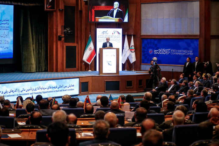 توسعه کریدورها با تأمین مالی ۱۰.۹ میلیارد دلاری و جذب سرمایهگذاری خصوصی