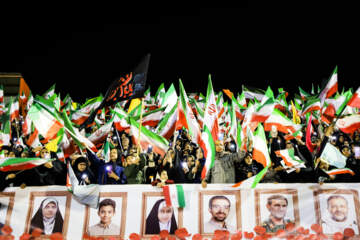 اجتماع عزادارن رهبر شهید در ورزشگاه فجر کرمان