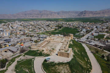 خوزستان - محوطه تاریخی قلعه تل