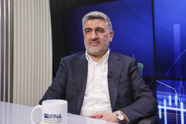 احتمال گشایش بورس تا ۱۰ روز آینده/ بازار سهام یکجا باز میشود