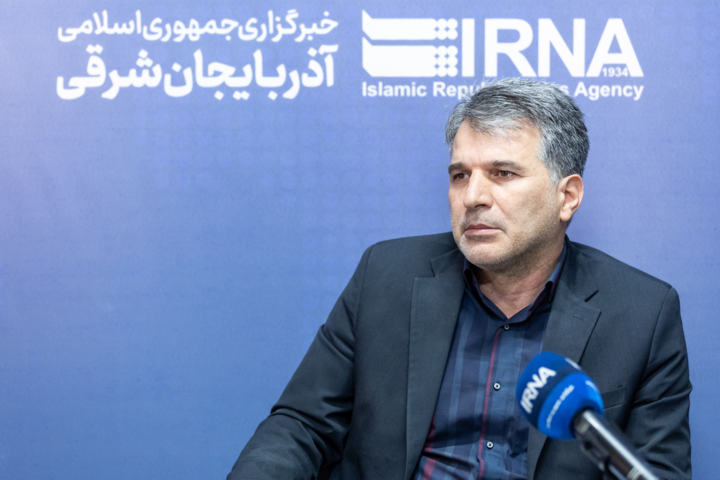 توسعه ۴۵۰ هکتاری گلخانهها در آذربایجانشرقی/ راهاندازی اولین کارخانه گیاهی کشور در استان