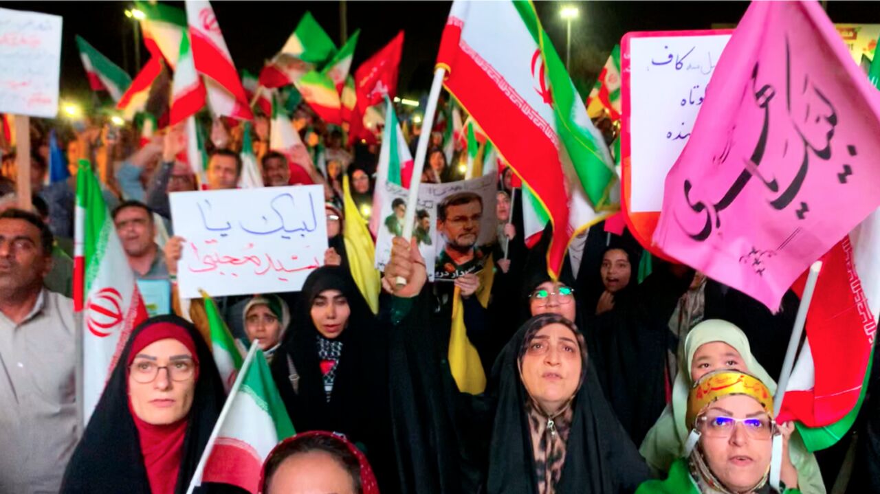 مدیر گروه روان‌شناسی دانشگاه فردوسی: مردم ما در تروما رشد می