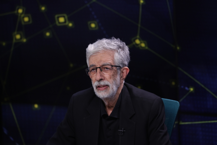 حدادعادل: متهم کردن مذاکره کنندگان منطبق با نظر رهبر انقلاب نیست
