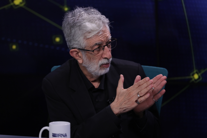 حداد عادل: شهید خرازی عمر خود را در سنگر دفاع از «منافع ملی» سپری کرد