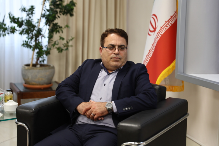 خسارت حمایت مالی به انجمن‌های ادبی/ کنترل و نظارت مطرح نیست