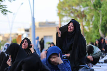 مراسم دعای عرفه در اصفهان