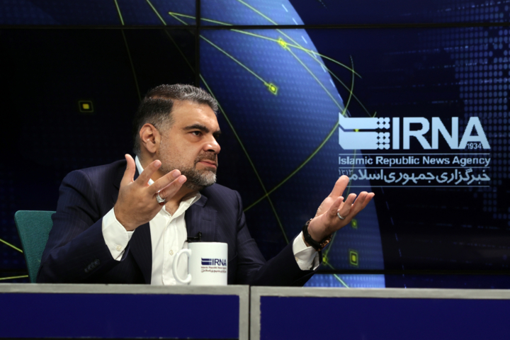 مشاور سیاسی رئیس مجلس: