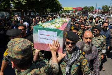 تشییع پیکر جانباز شهید نیروی انتظامی در گیلان