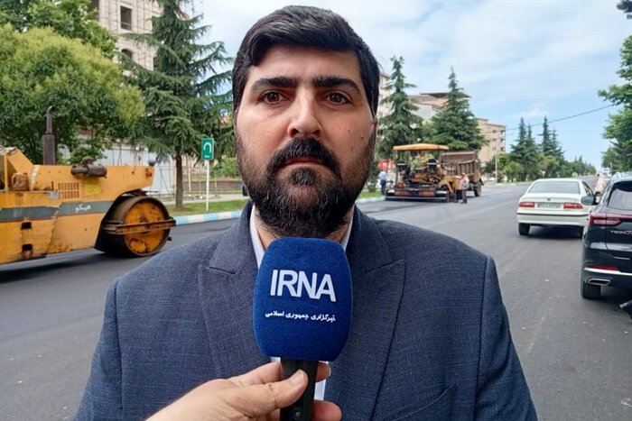 شهردار آستارا خبر داد: تداوم نهضت آسفالت در معابر مرزی آستارا با اعتبار ۲۰۰ میلیارد ریالی