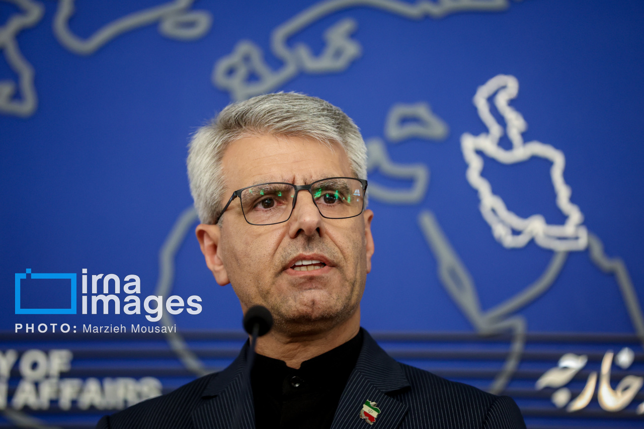 بقائی: حمله به فرودگاه کویت، پرچم دروغین آمریکا برای فروش پد