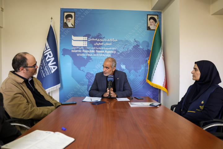 مدیرکل پست اصفهان از ایرنا بازدید کرد
