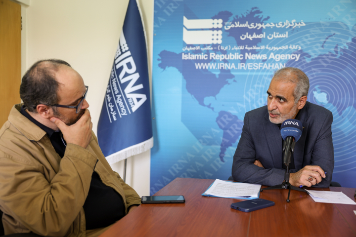 مدیرکل پست اصفهان از ایرنا بازدید کرد