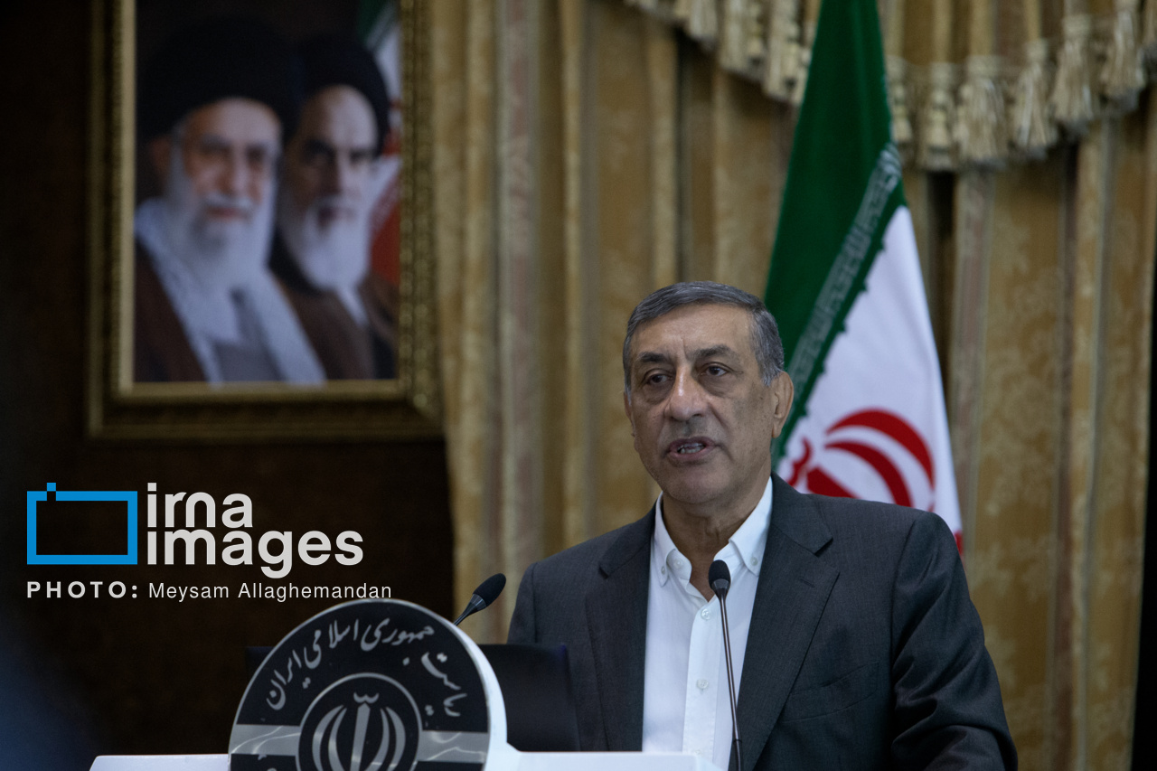 تاکید رئیسجمهور بر خروج از وضعیت نه جنگ و نه صلح با عزت و حکمت