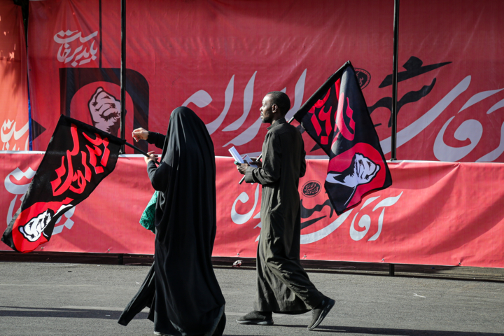 در مسلخ عشق جز نکو را نکُشَند
