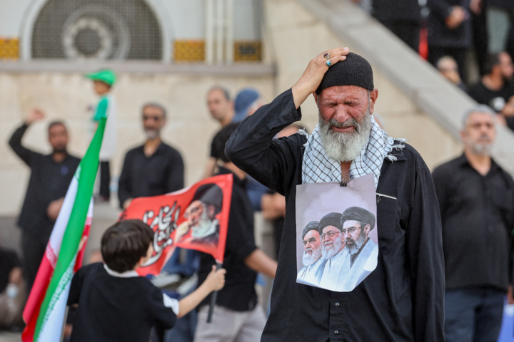 موج دلدادگی در سوگ پدر به خروش رسید